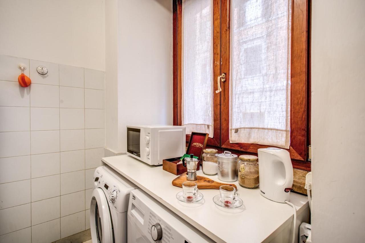 Popolo Accommodation - Lovely Central Apartment روما المظهر الخارجي الصورة