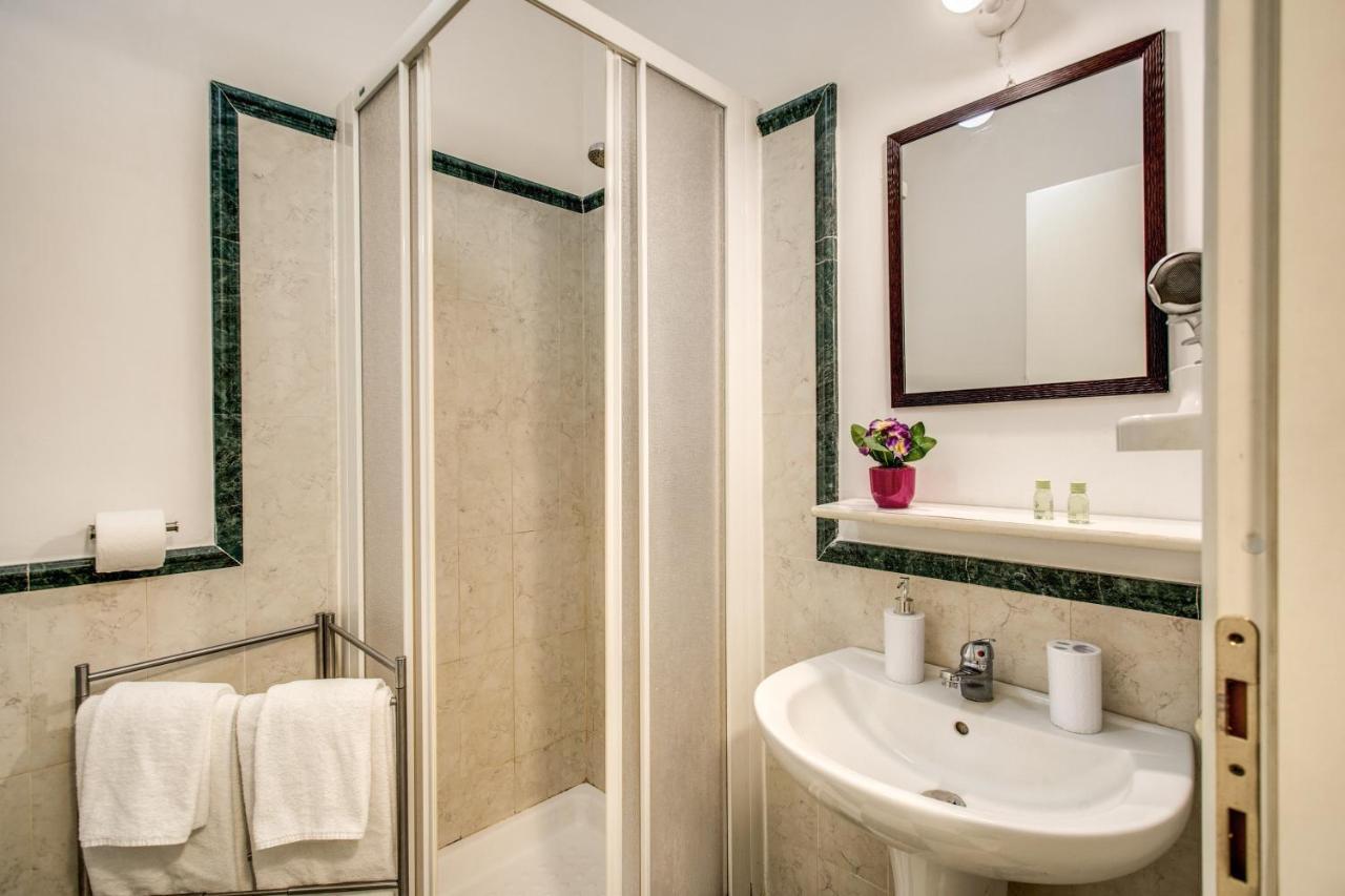 Popolo Accommodation - Lovely Central Apartment روما المظهر الخارجي الصورة
